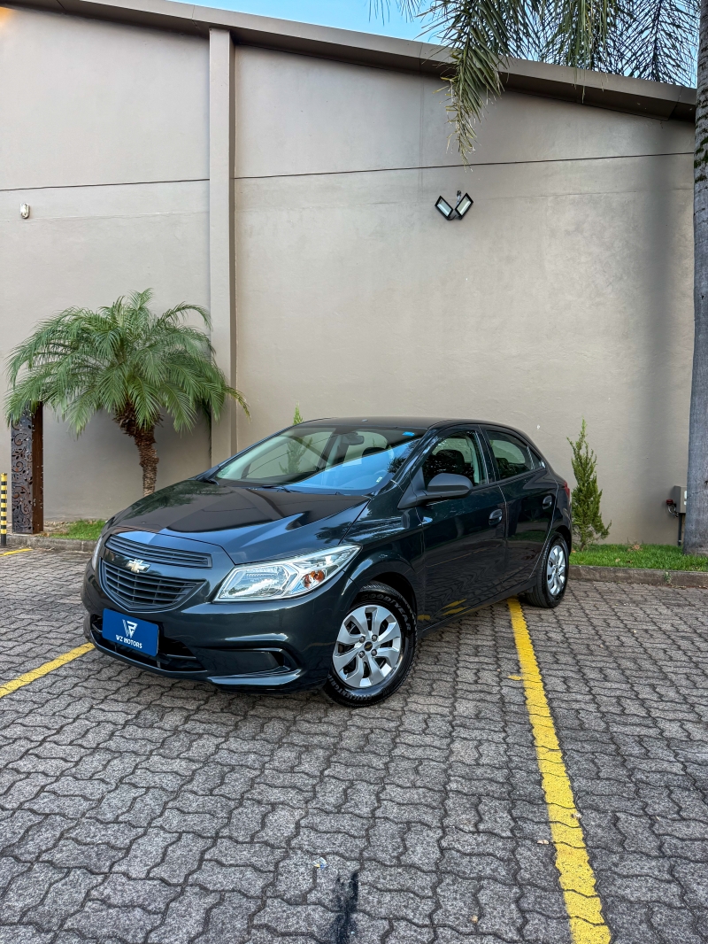 GM - Chevrolet ONIX HATCH Joy 1.0 8V Flex 5p Mec.