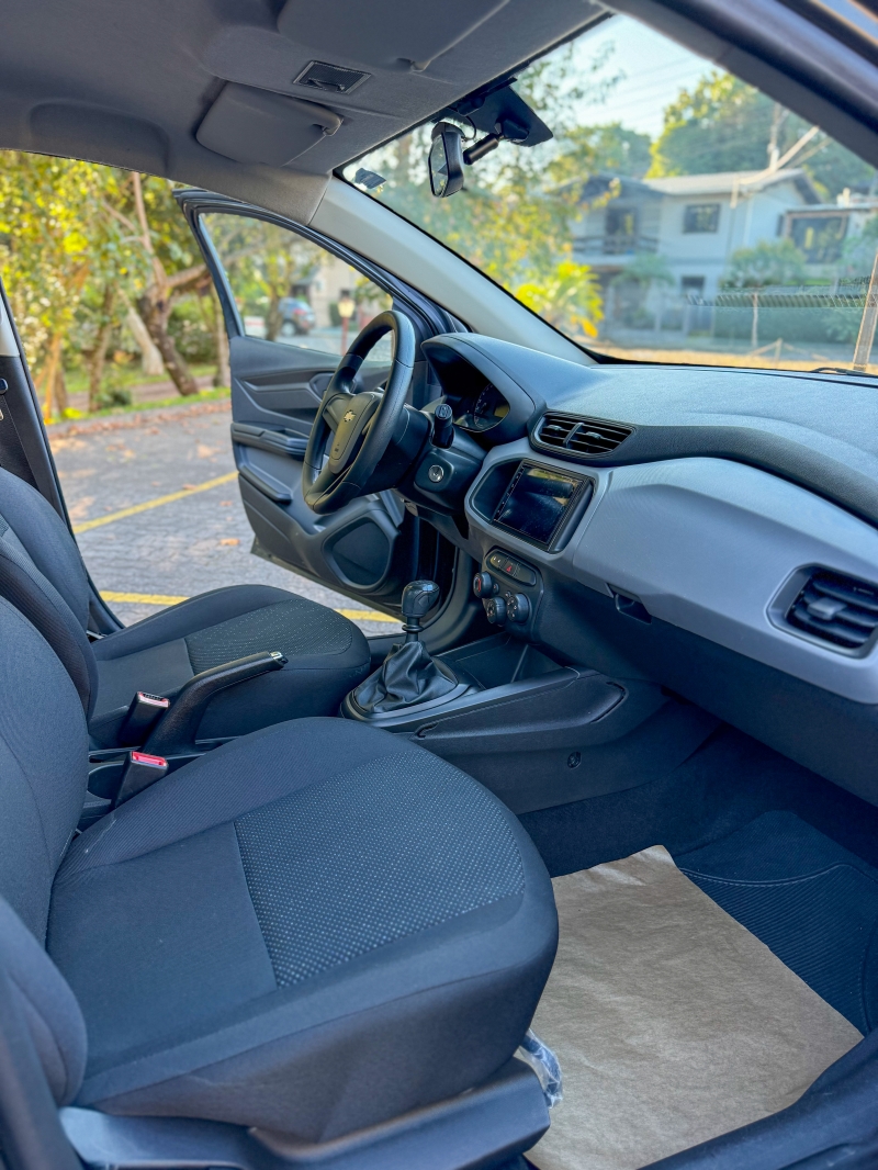 GM - Chevrolet ONIX HATCH Joy 1.0 8V Flex 5p Mec.