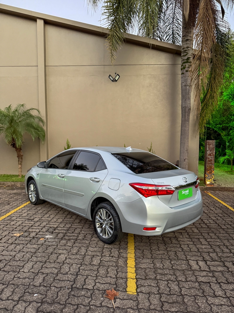 Toyota Corolla XEi 2.0 Flex 16V Aut.