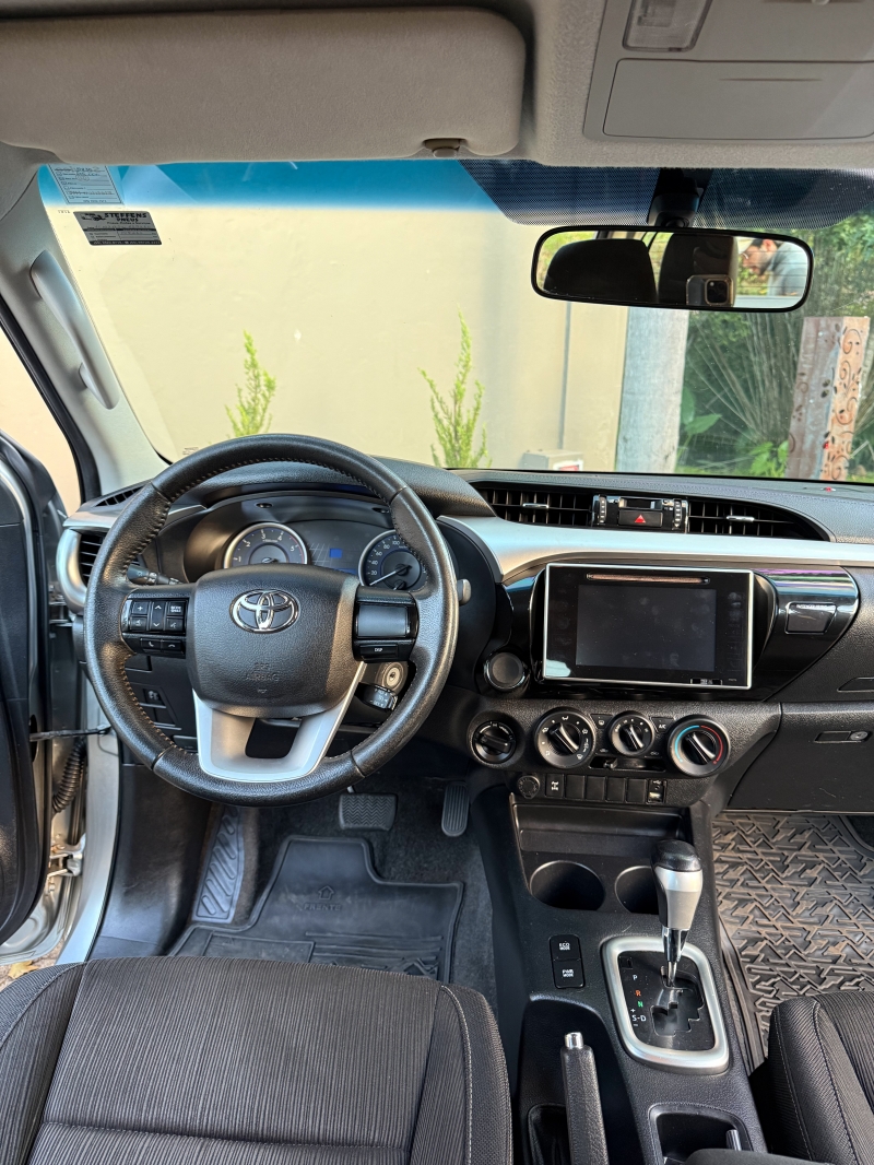 Toyota Hilux CD SR 4x4 2.8 TDI Diesel Aut.